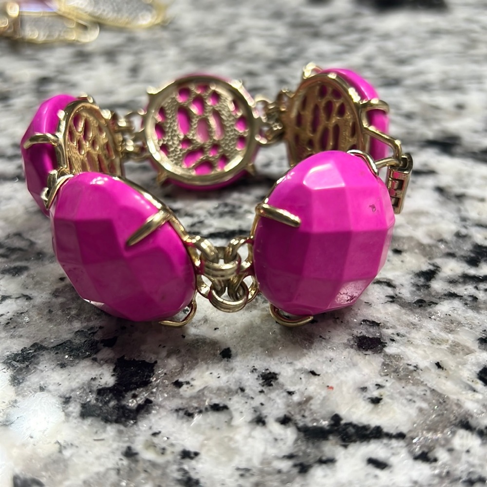 Kendra Scott bracelet